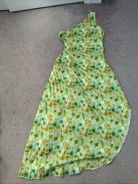 One-Shoulder Green Floral Pleated Women’s Dress
